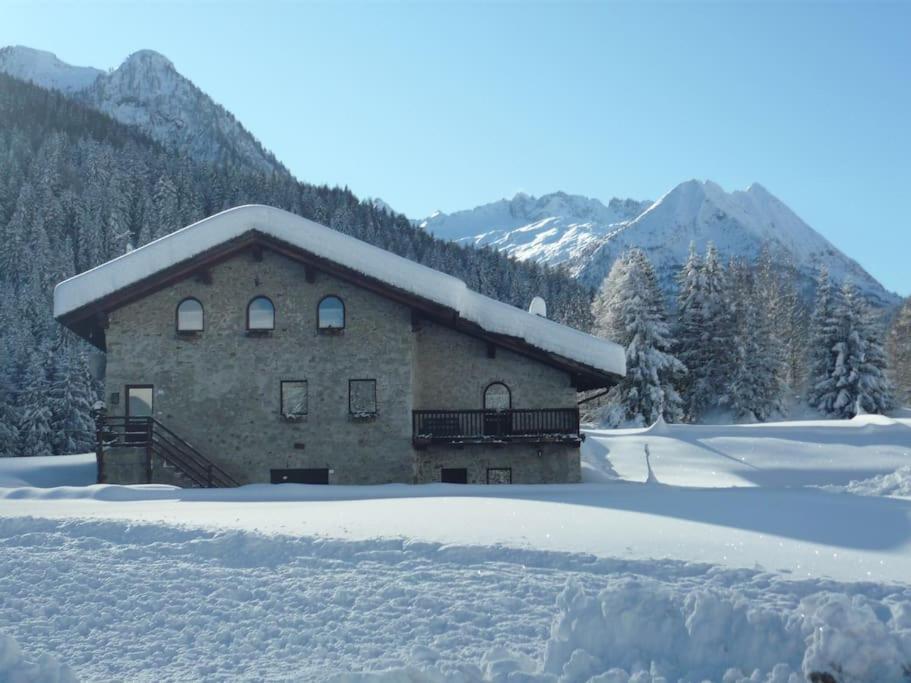 Chalet Rustico Bertolini Per Gruppi! Villa Vermiglio Kültér fotó