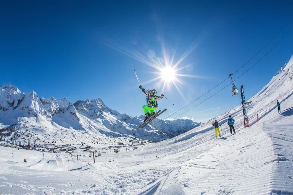 Chalet Rustico Bertolini Per Gruppi! Villa Vermiglio Kültér fotó