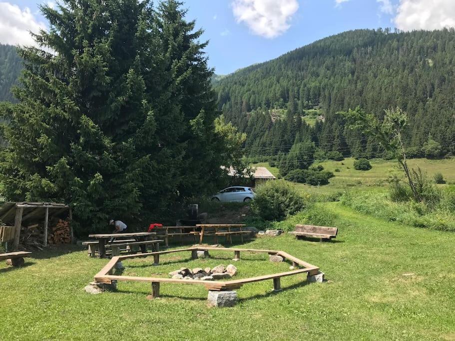 Chalet Rustico Bertolini Per Gruppi! Villa Vermiglio Kültér fotó